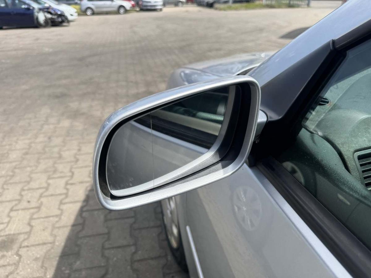 VW Bora original Au&szlig;enspiegel links elektrisch verstellbar LA7W Reflexsilber Bj.2002